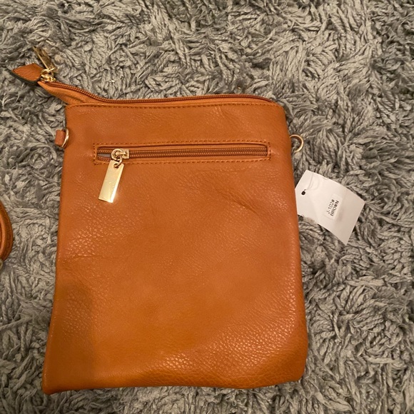 Purse - Picture 3 of 4